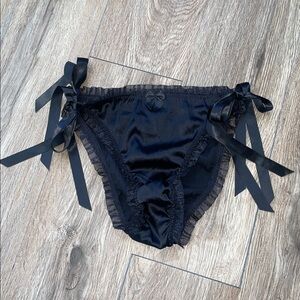 VINTAGE 100% SILK PANTY